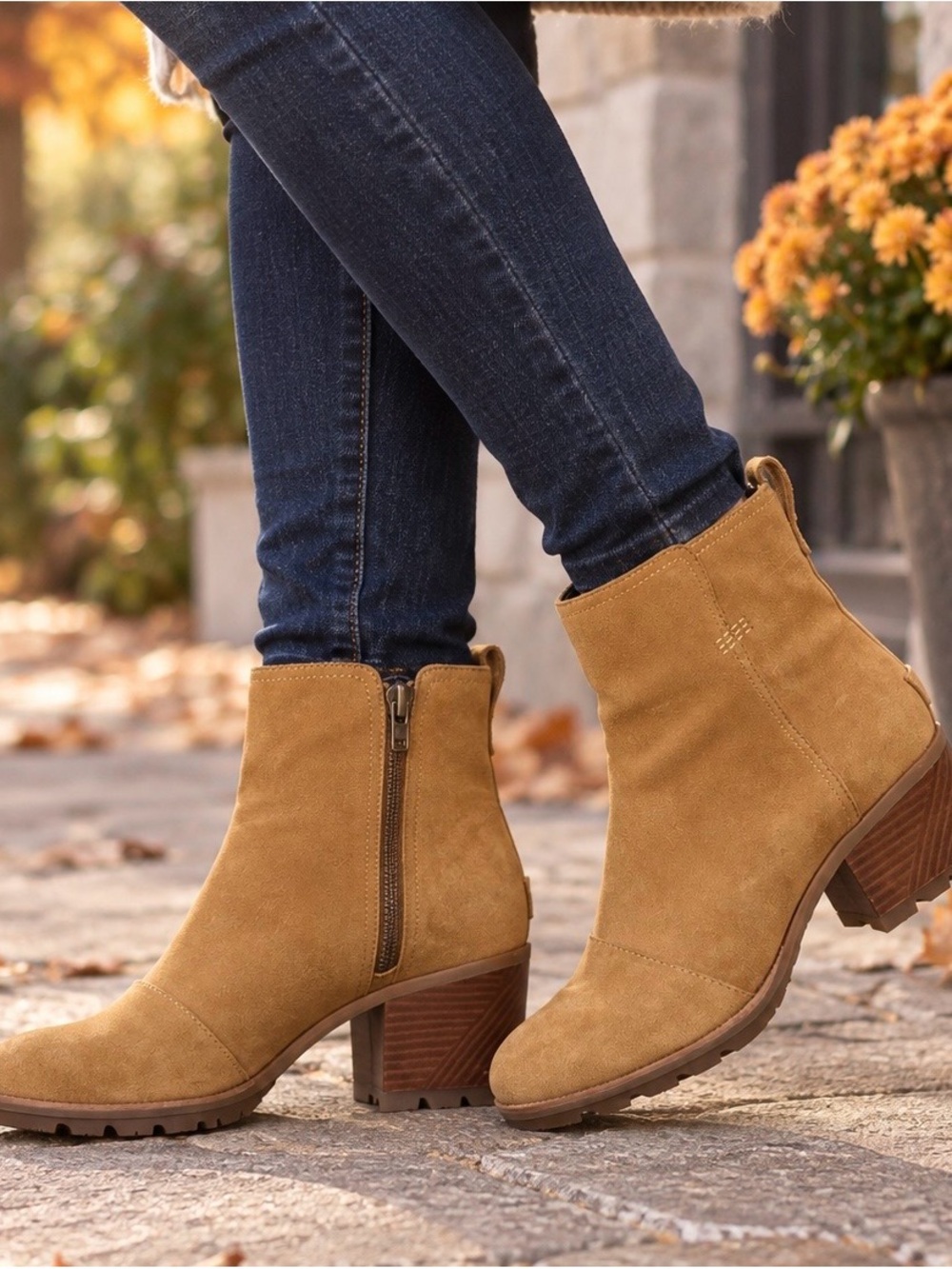 SOREL Cate Suede Ankle Boots Women 8 Camel Brown
